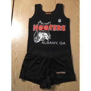 B85 Hooters Girl worn Uniform Tank & Shorts from Albany Georgia Size Small /Xs